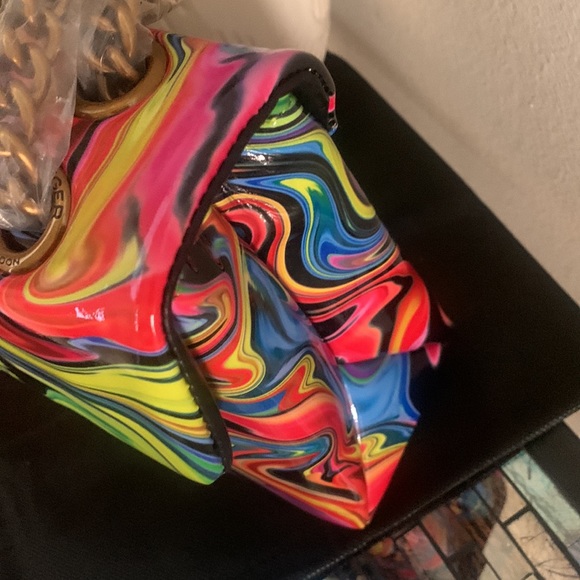 Kurt Geiger London Kensington X Marble Shoulder Bag - Picture 16 of 16